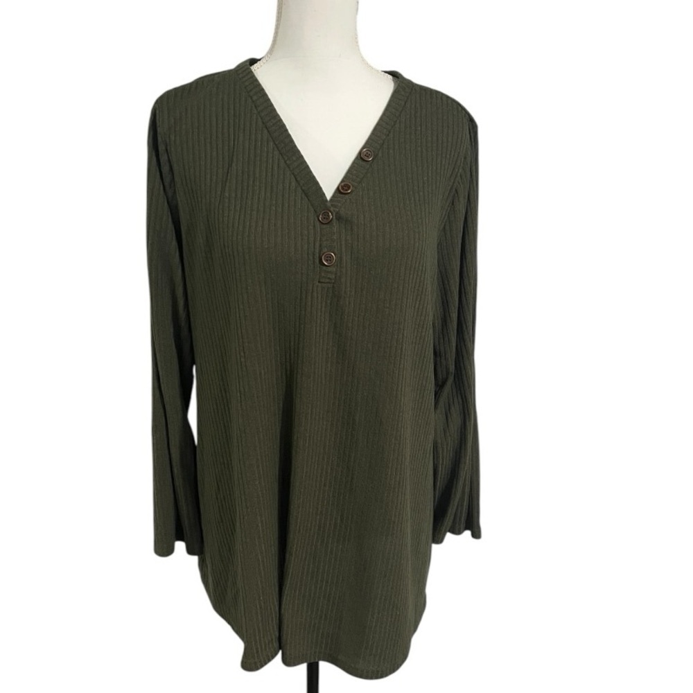 BloomChic Green 3/4 Sleeve Relaxed Tunic